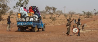 groundswell_blog_20120218-niger-farhat-8040_1140x500